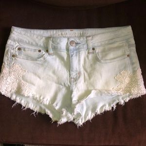 Mid/High rise Light Denim Shorts White Lace